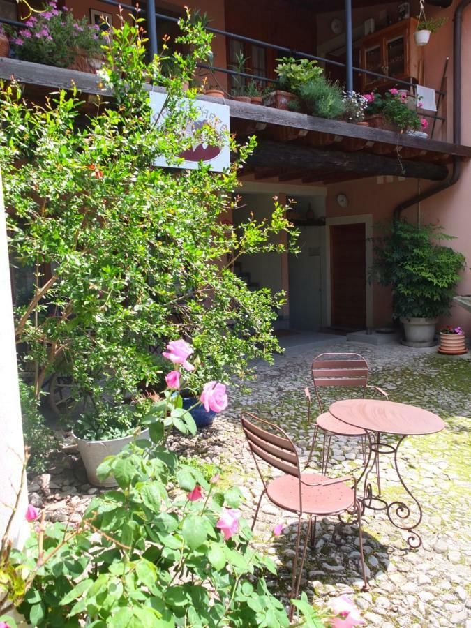Charming B&B And Osteria La Crisalide Meride Eksteriør bilde